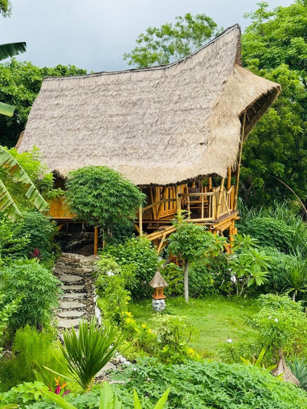 Penida Bambu Green Suites Toyapakeh Экстерьер фото